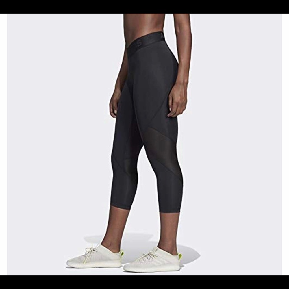 ❗️SOLD❗️Adidas Alphaskin Sport 3/4 Length Tights